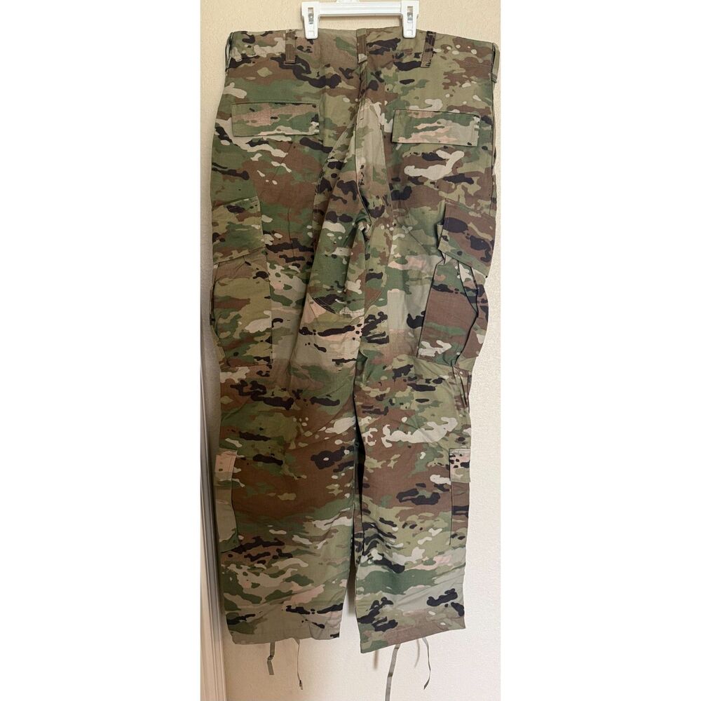 NWOT US Army  trouser, army combat uniform- unisex